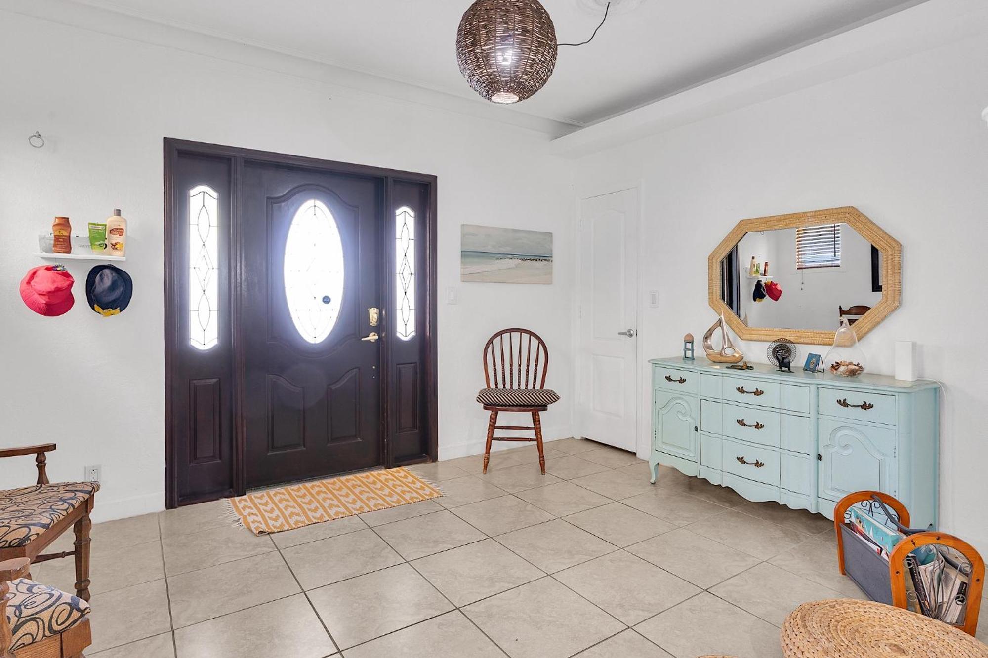 Private Room In Little Havana ไมอามี ภายนอก รูปภาพ