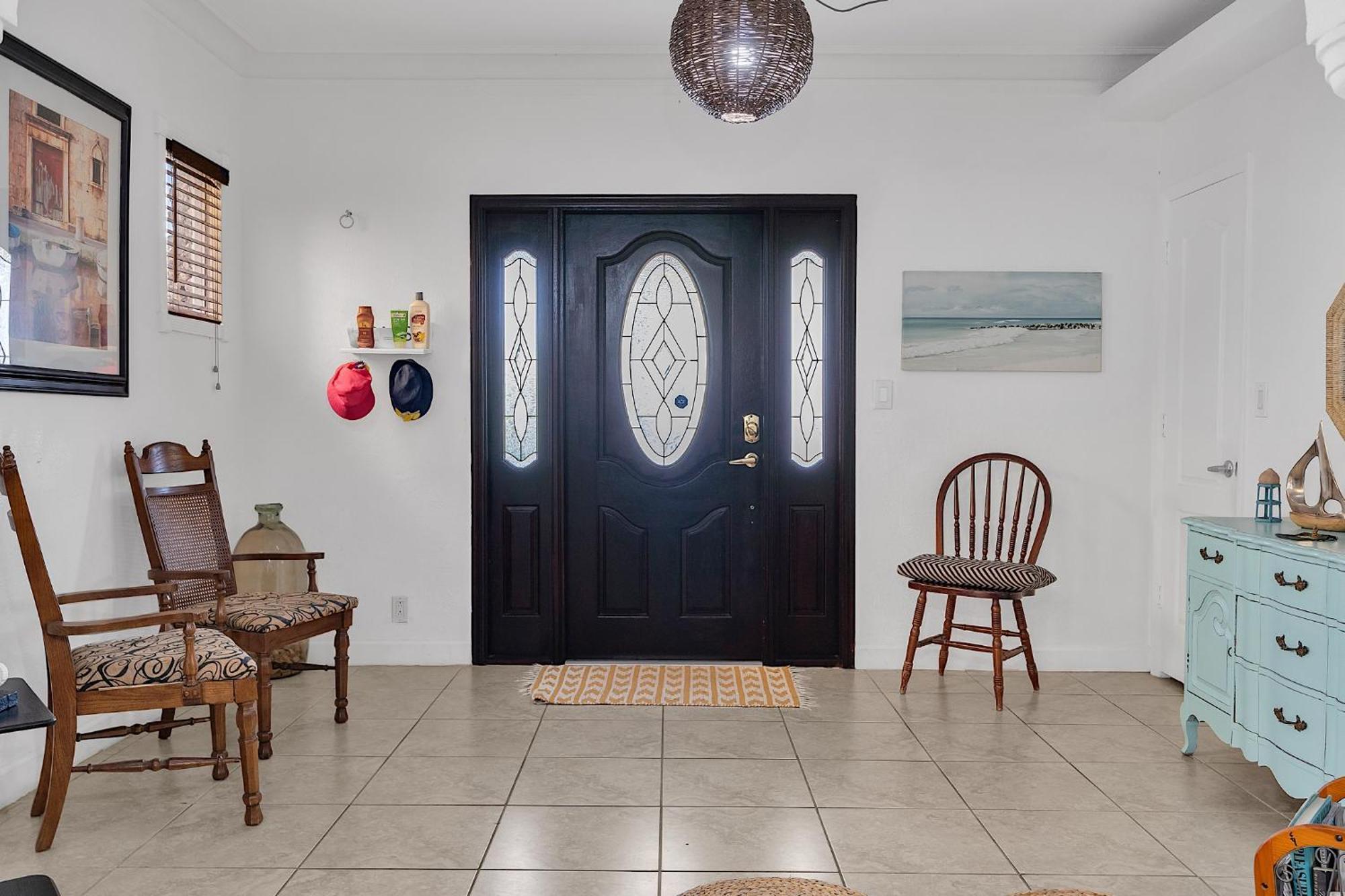 Private Room In Little Havana ไมอามี ภายนอก รูปภาพ