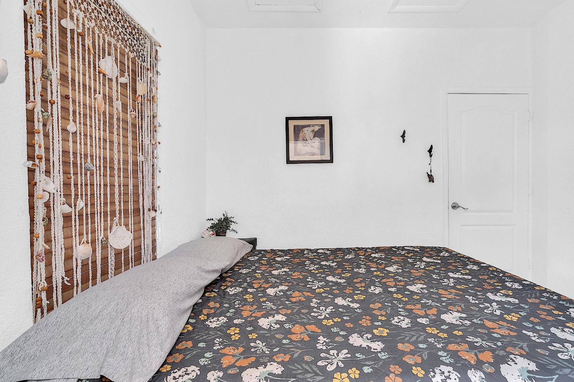 Private Room In Little Havana ไมอามี ภายนอก รูปภาพ